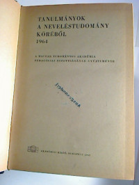 Tanulm%C3%A1nyok+a+Nevel%C3%A9studom%C3%A1ny+K%C3%B6r%C3%A9b%C3%B6l+1964.